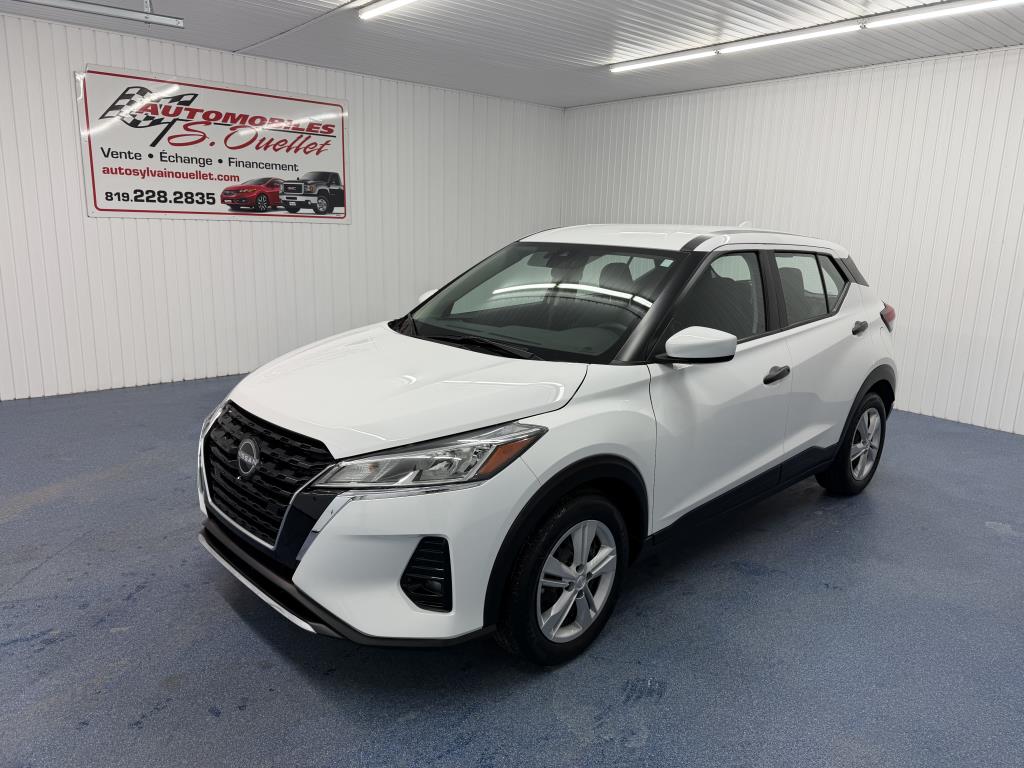 2024 NISSAN KICKS