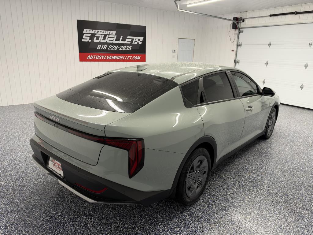 2025 KIA K4