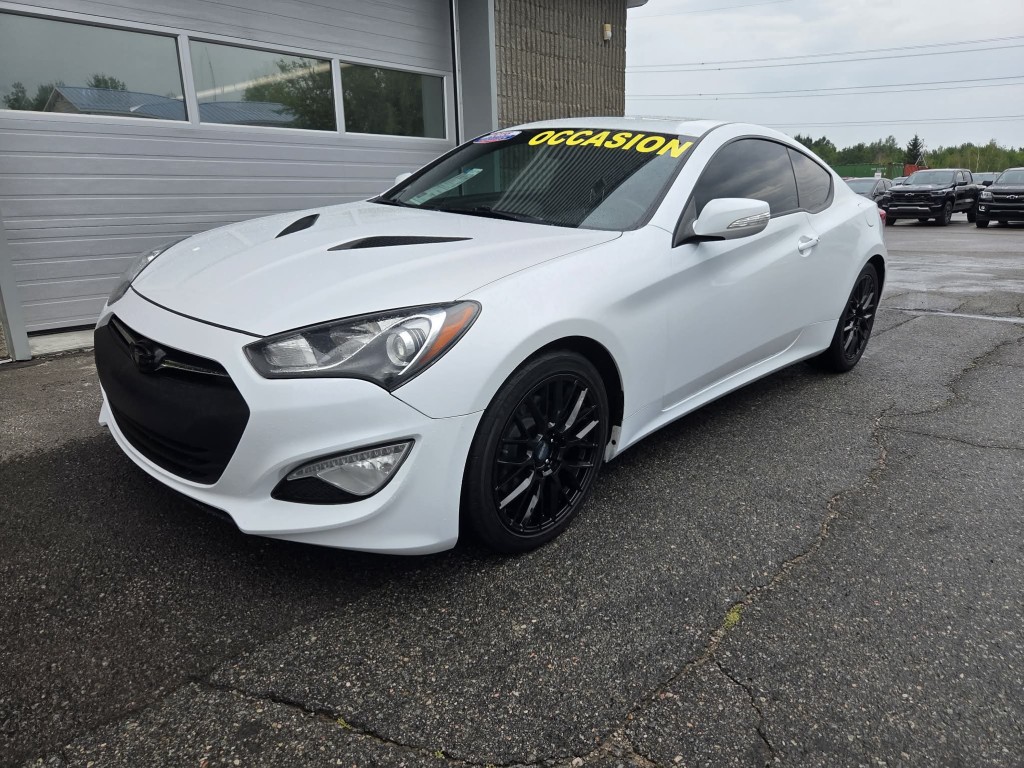 White 2016 Hyundai Genesis Coupe Coupe  Manual