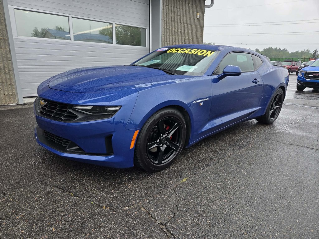 Blue (BLEU RIVAGE METALLISE) 2019 Chevrolet Camaro Coupe Rear-Wheel Drive Automatic